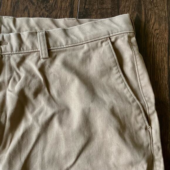 Haggar® Straight Fit Comfort Chino - Picture 3 of 6